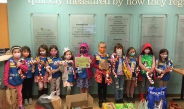 Girl Scouts Give Back