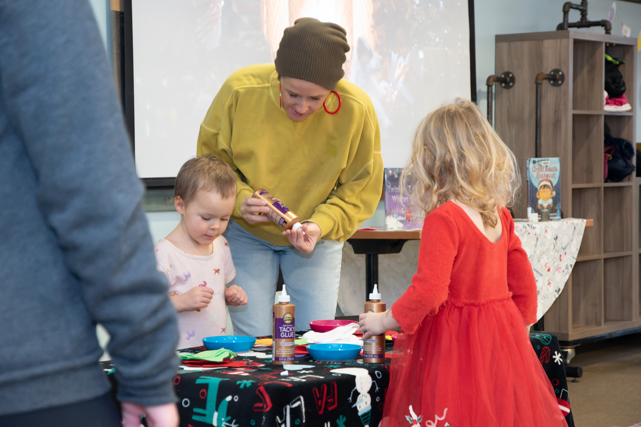 HSHV Storytime with Santa, December 17, 2023